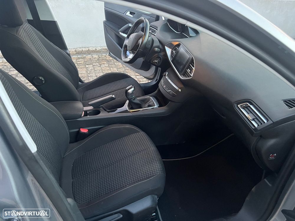 Peugeot 308 PureTech 110 Stop & Start Active - 3