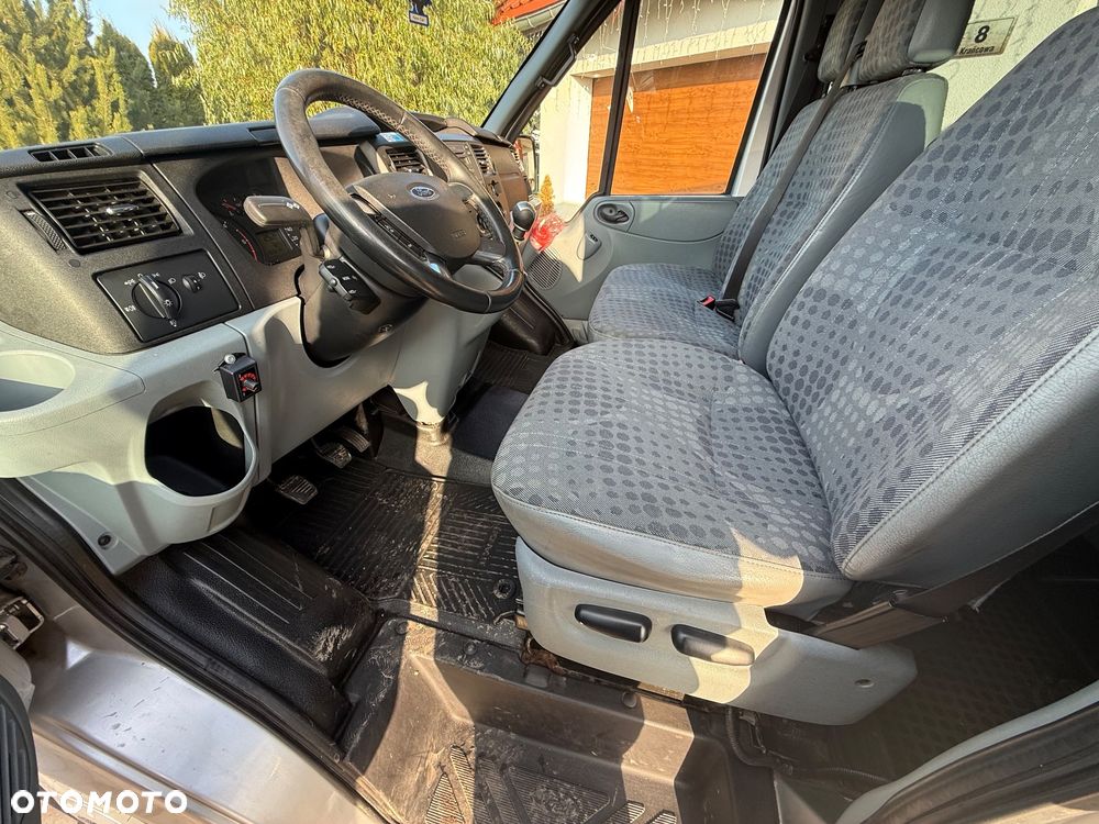Ford Transit - 7