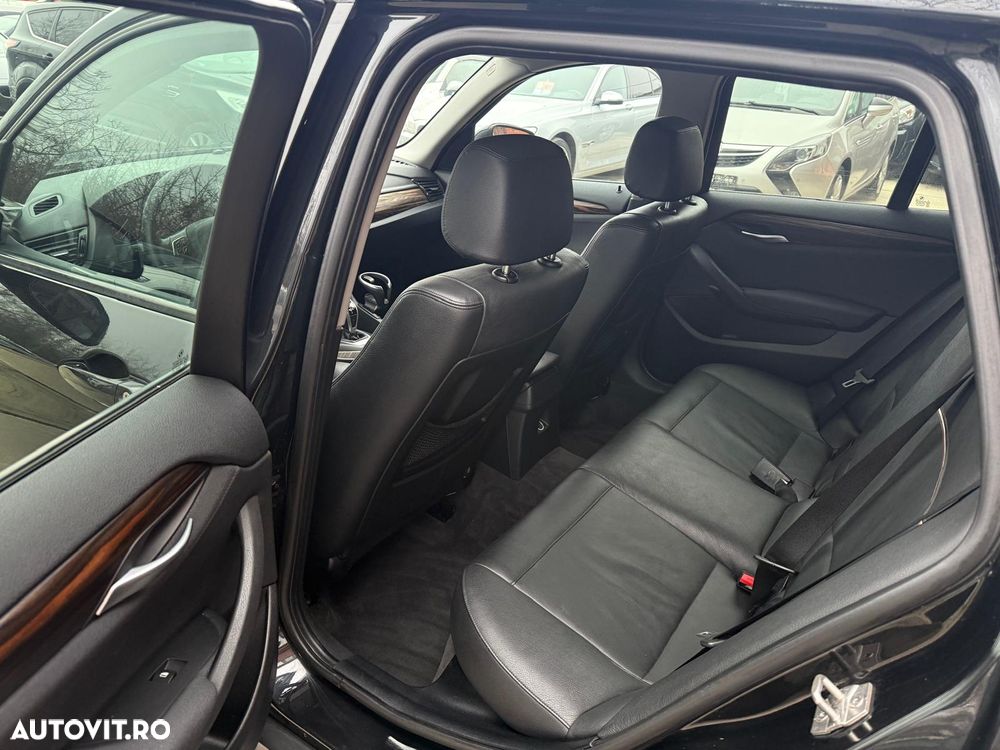 BMW X1 xDrive20d Aut. Sport Line - 32