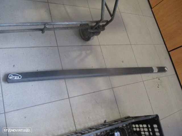 Grelha Friso 8200289920C RENAULT CLIO 3 2008 1.5Dci   3P   FE FRISO DA PORTA - 4