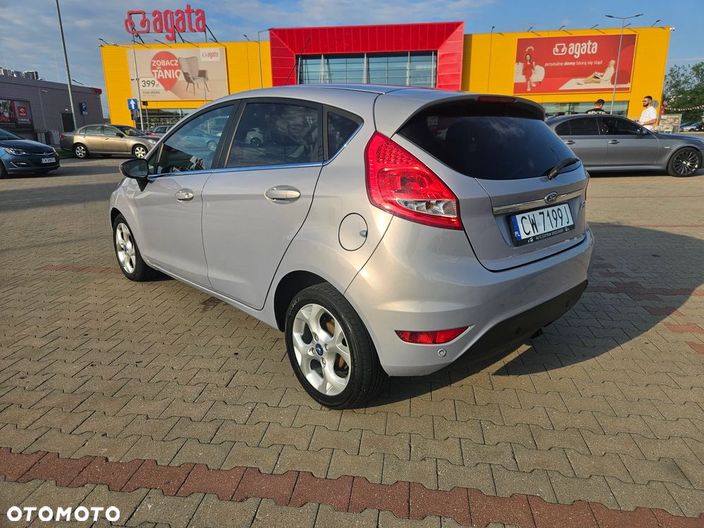 Ford Fiesta 1.4 Ghia EU5 - 6
