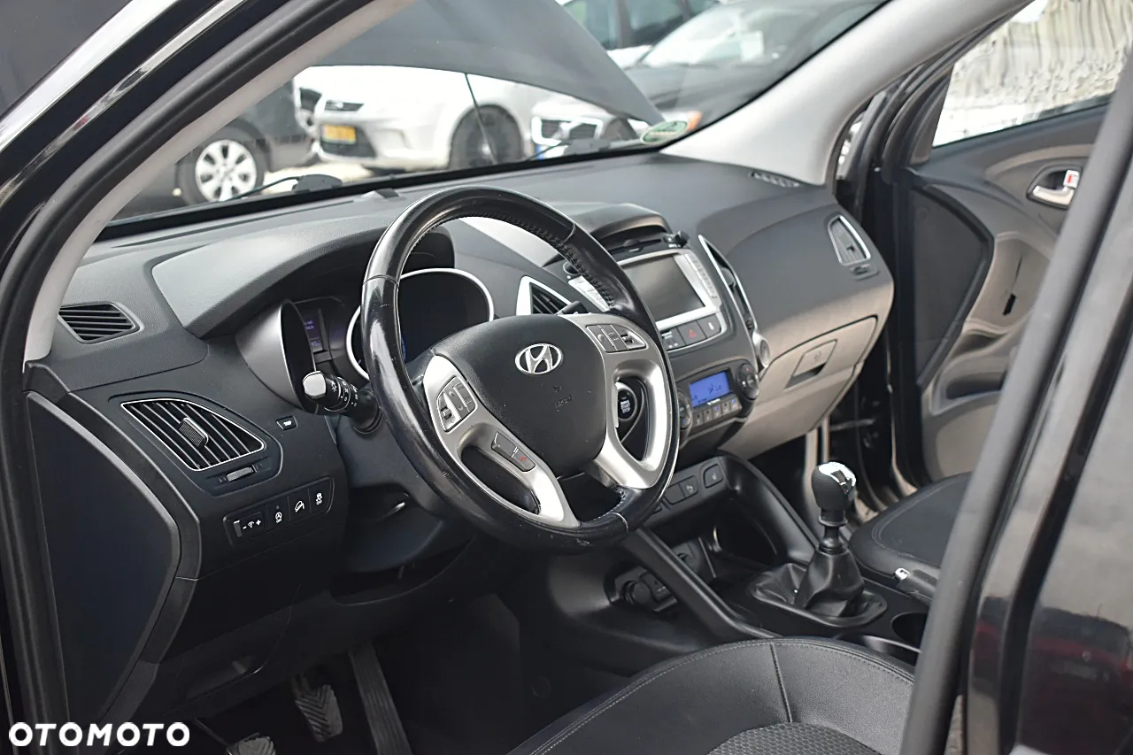 Hyundai ix35 1.7 CRDi Comfort 2WD - 18