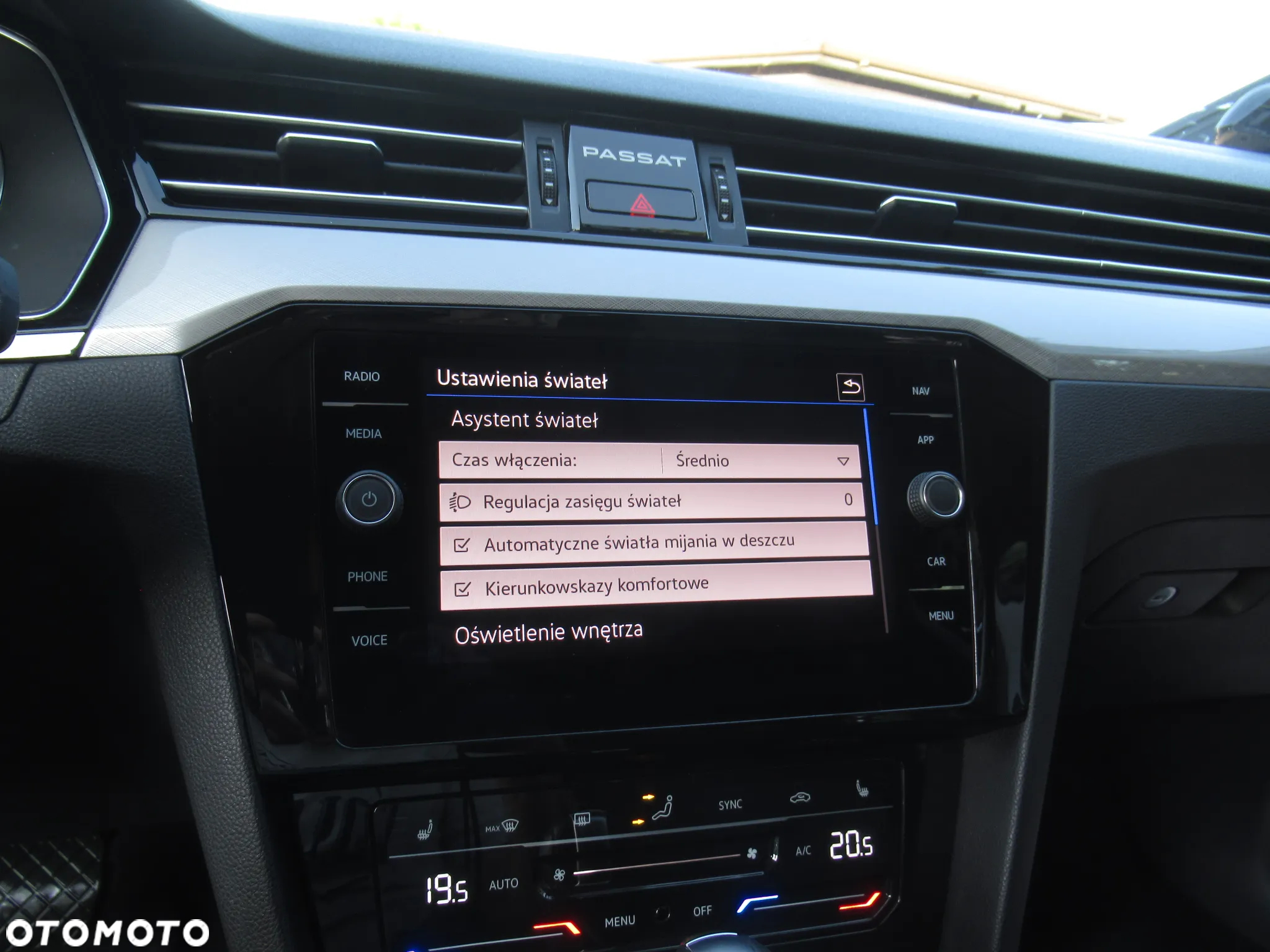 Volkswagen Passat 2.0 TSI Business DSG - 25