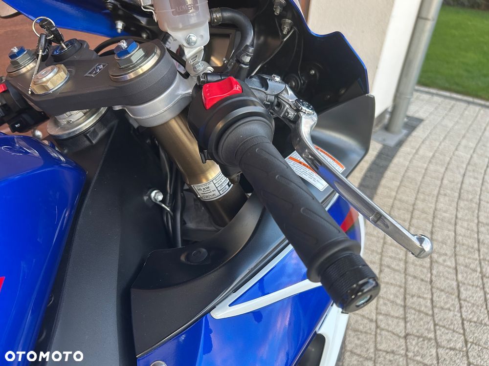 Suzuki GSX-R - 19