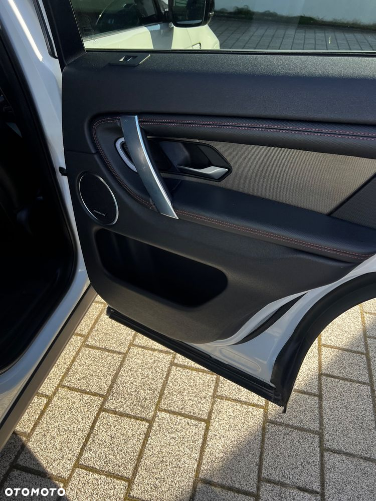 Land Rover Discovery Sport 2.0 Si4 HSE Luxury - 16