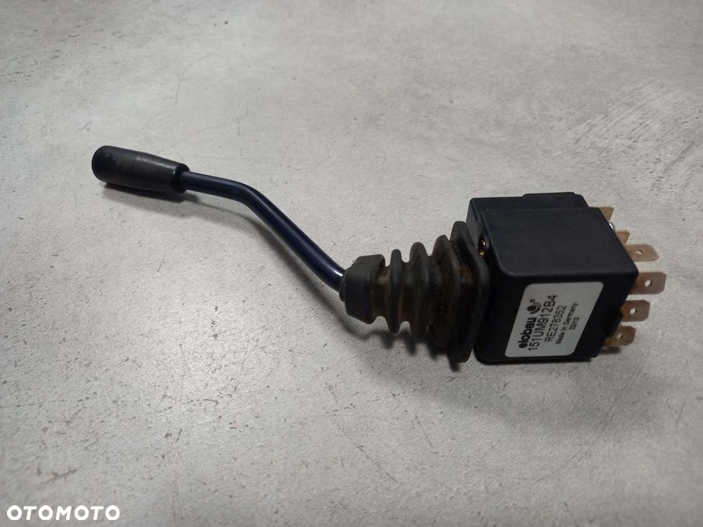 Elementy modułu rewersu IT4 bez ACS RE306839 John Deere 7280R - 9