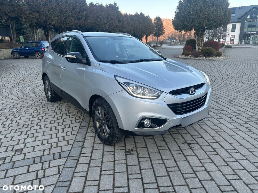 Hyundai ix35 2.0 CRDi 4WD Automatik Fifa World Cup Silver Edition - 2