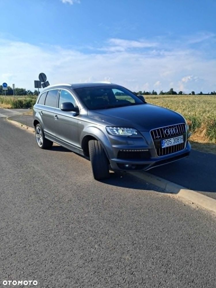 Audi Q7 - 1