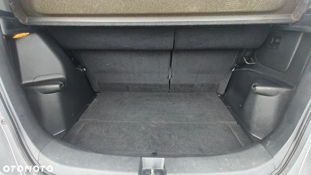 Honda Jazz 1.4 Comfort - 12