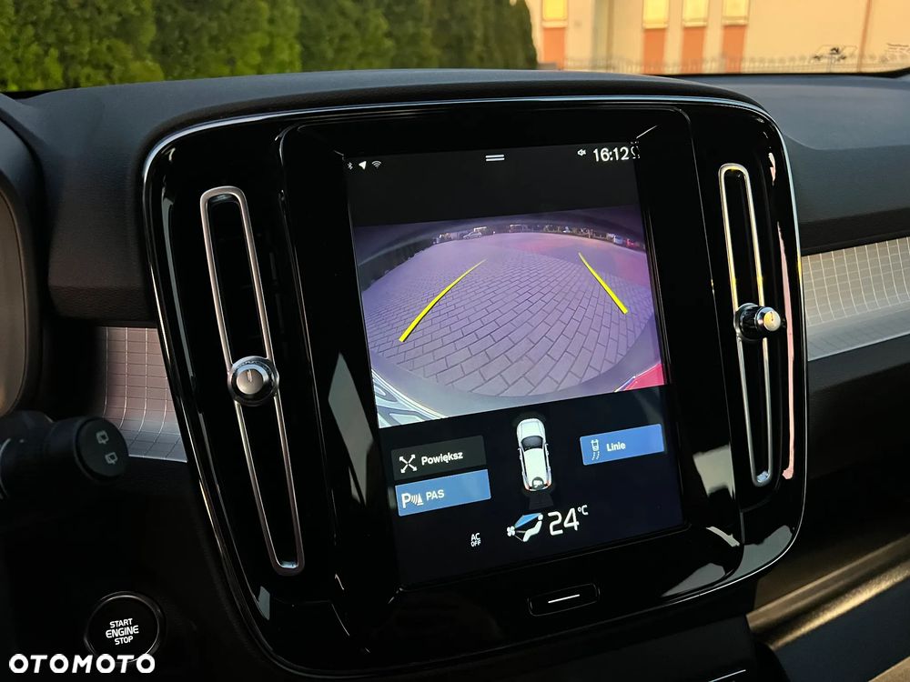 Volvo XC 40 D3 Momentum - 37