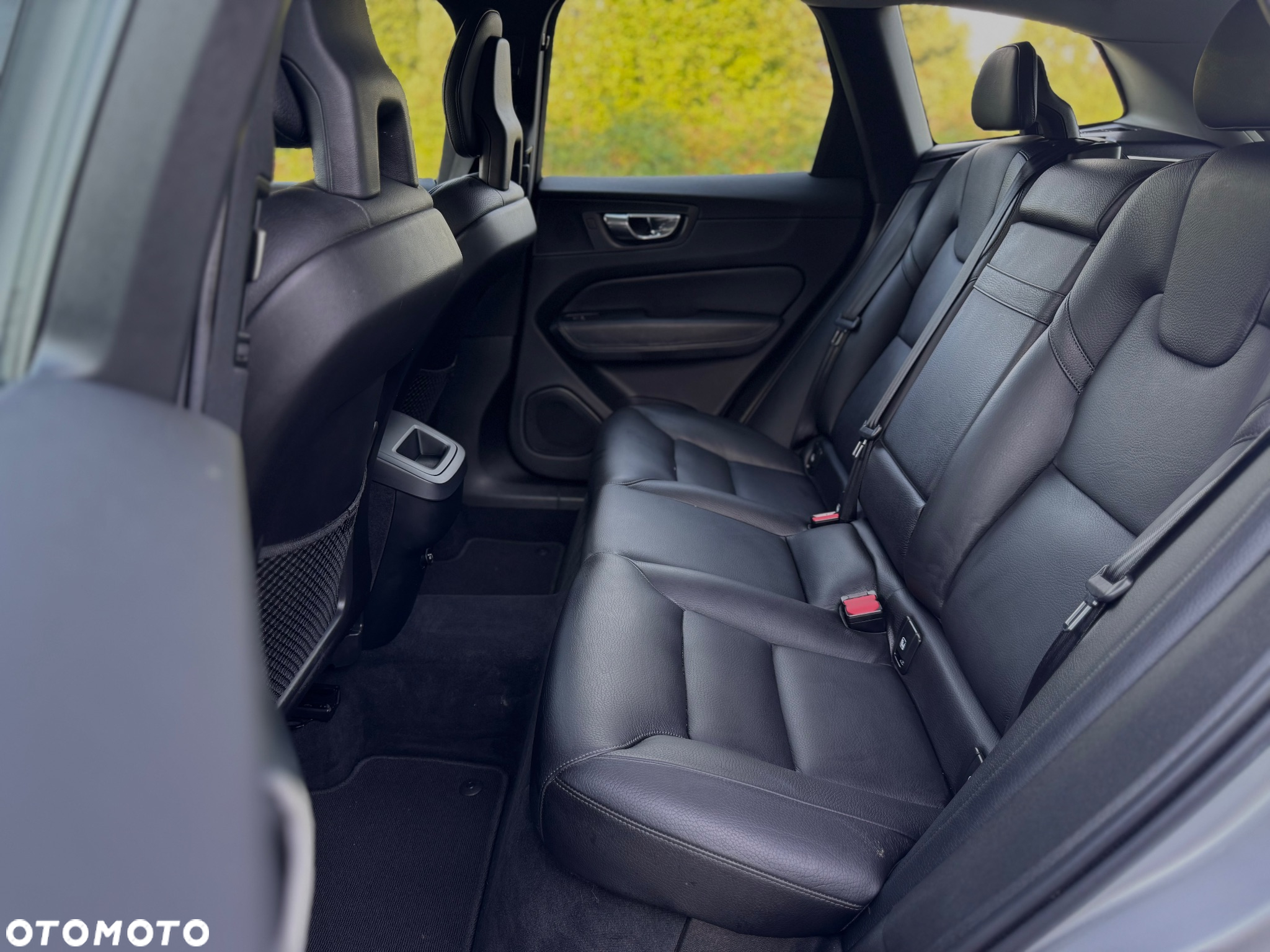 Volvo XC 60 D4 AWD Geartronic Momentum - 23