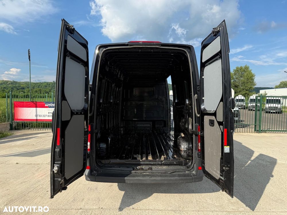 Volkswagen Crafter 4x4 LUNG L4H3 - 10