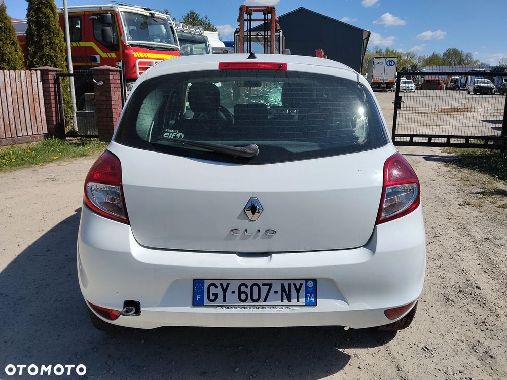 Renault Clio 1.5 dCi 75 Expression - 6