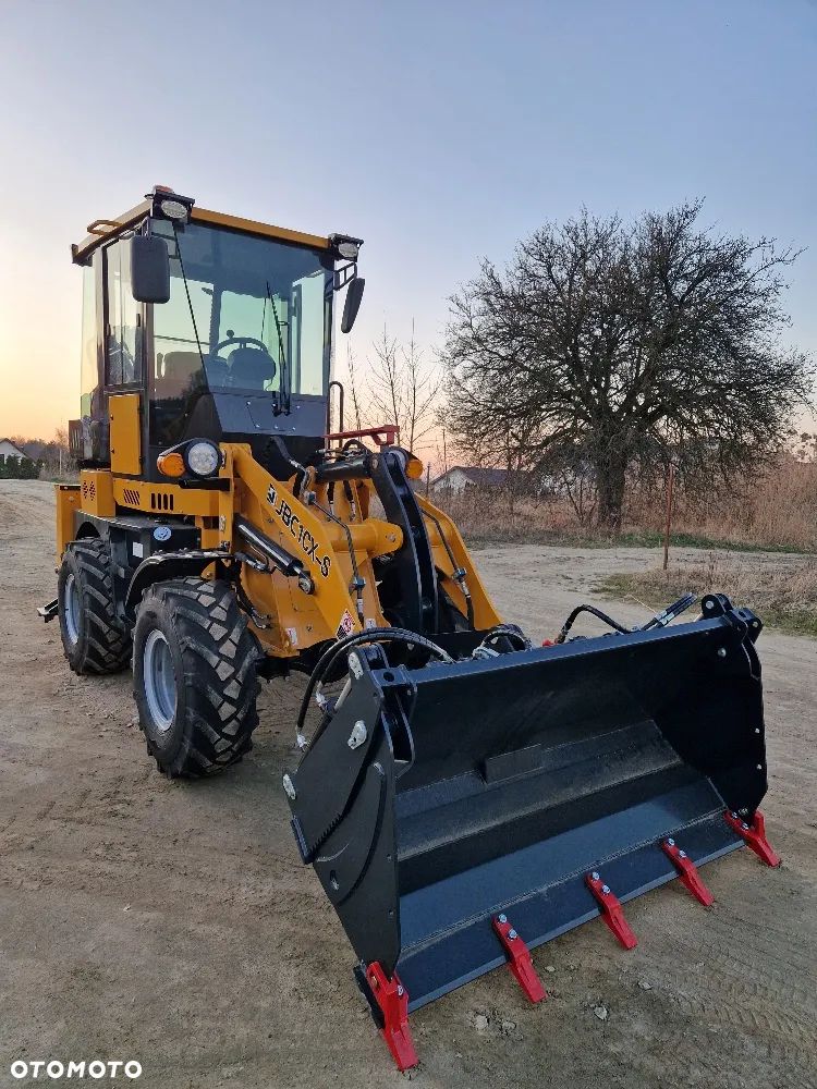 JCB 1CX - 16