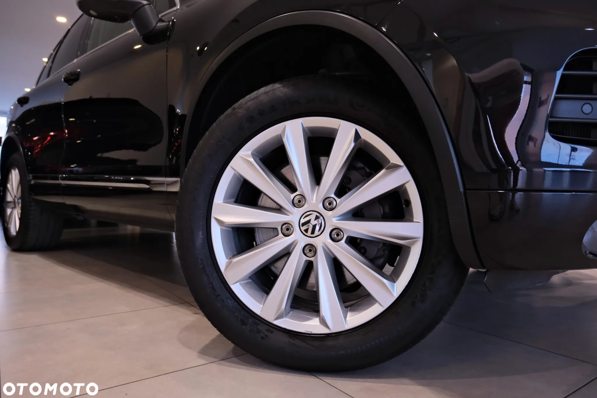 Volkswagen Touareg 3.0 Hybrid Automatik - 5