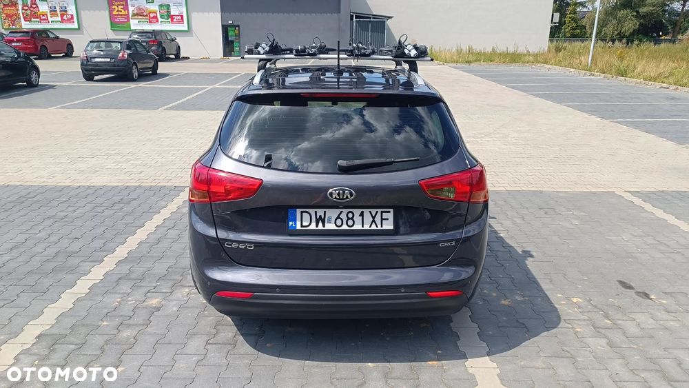 Kia Ceed 1.6 CRDi L - 10