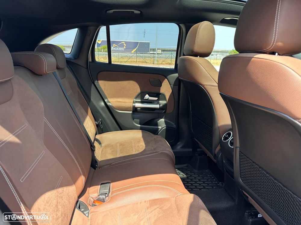 Mercedes-Benz GLA 250 e 8G-DCT AMG Line - 38