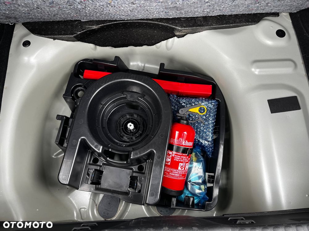 Citroën C3 1.2 PureTech Shine - 20