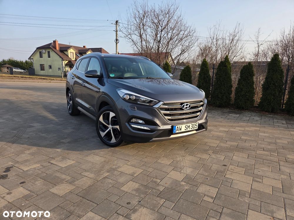 Hyundai Tucson 2.0 CRDI 4WD Automatik Premium - 14