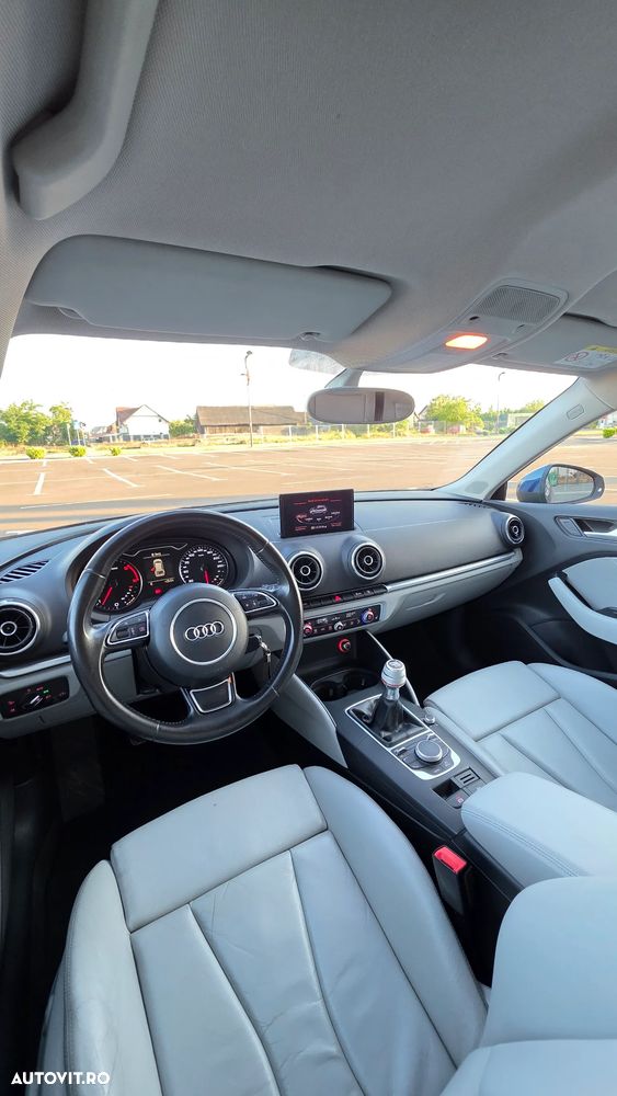Audi A3 Sportback 1.6 TDI ultra Attraction - 18