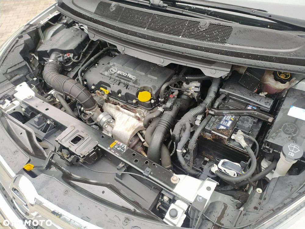 Opel Zafira Tourer 1.4 Turbo Edition - 23