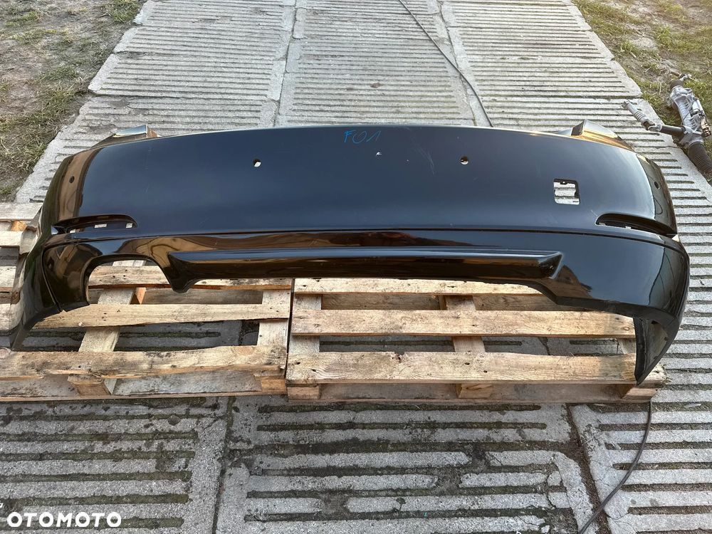 BMW 7 F01 F02 ZDERZAK TYŁ TYLNY - 1