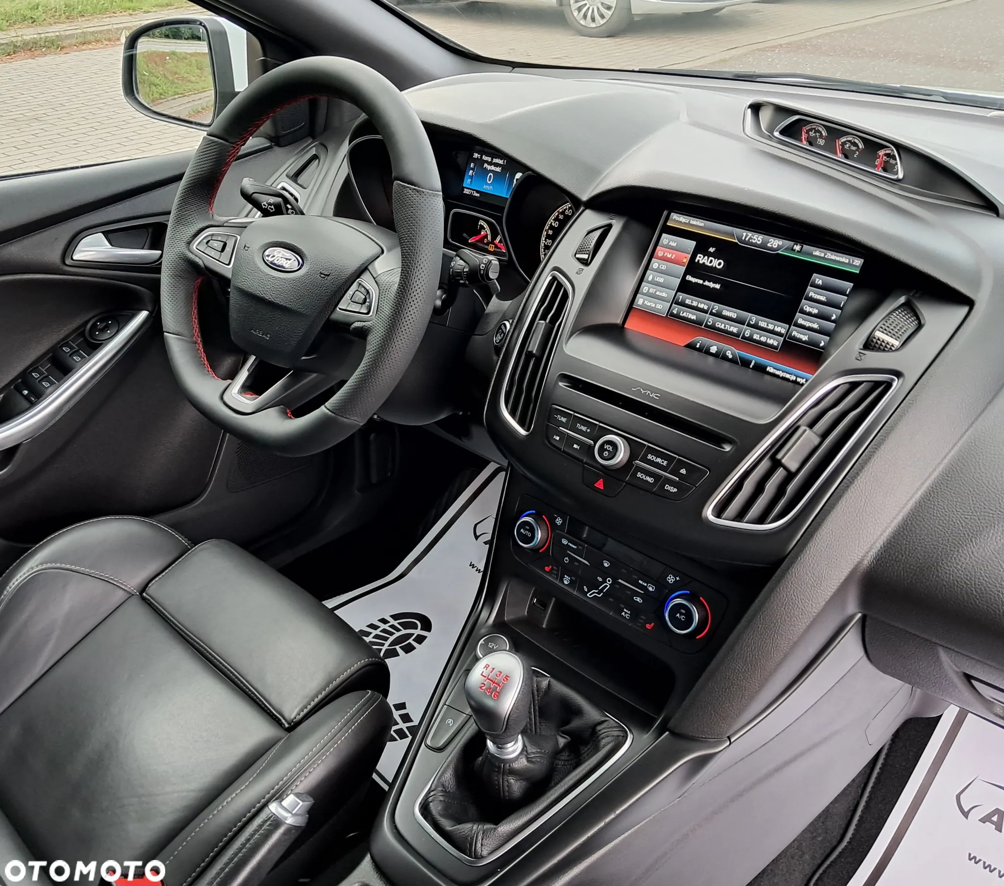 Ford Focus 2.0 TDCi ST - 22
