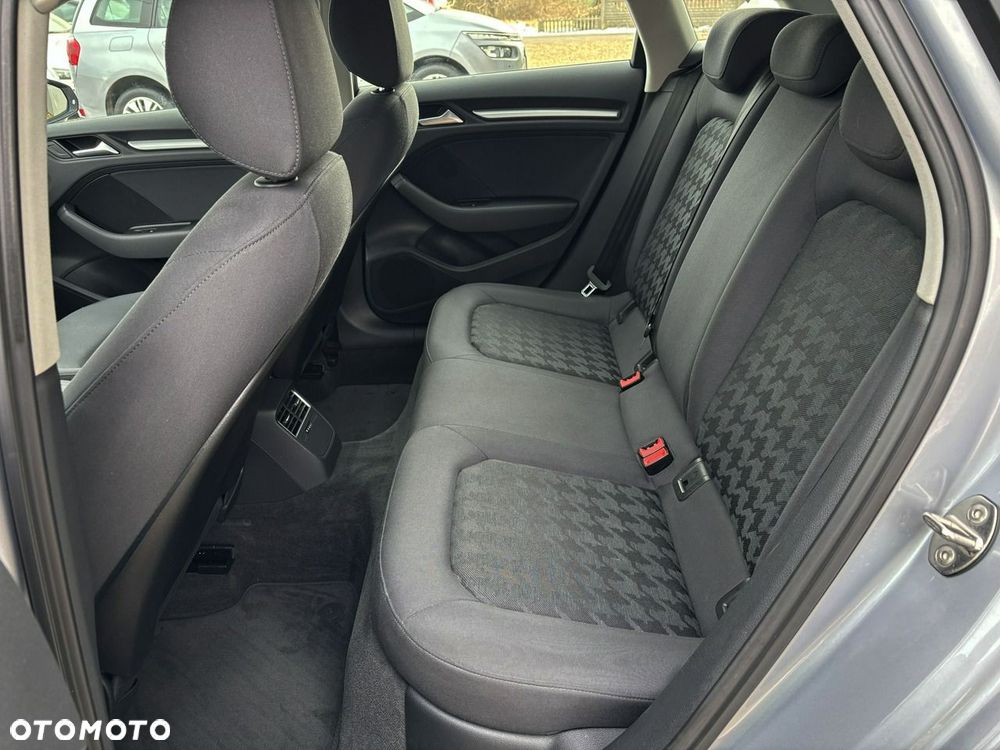 Audi A3 Sportback 1.4 TFSI Attraction - 22