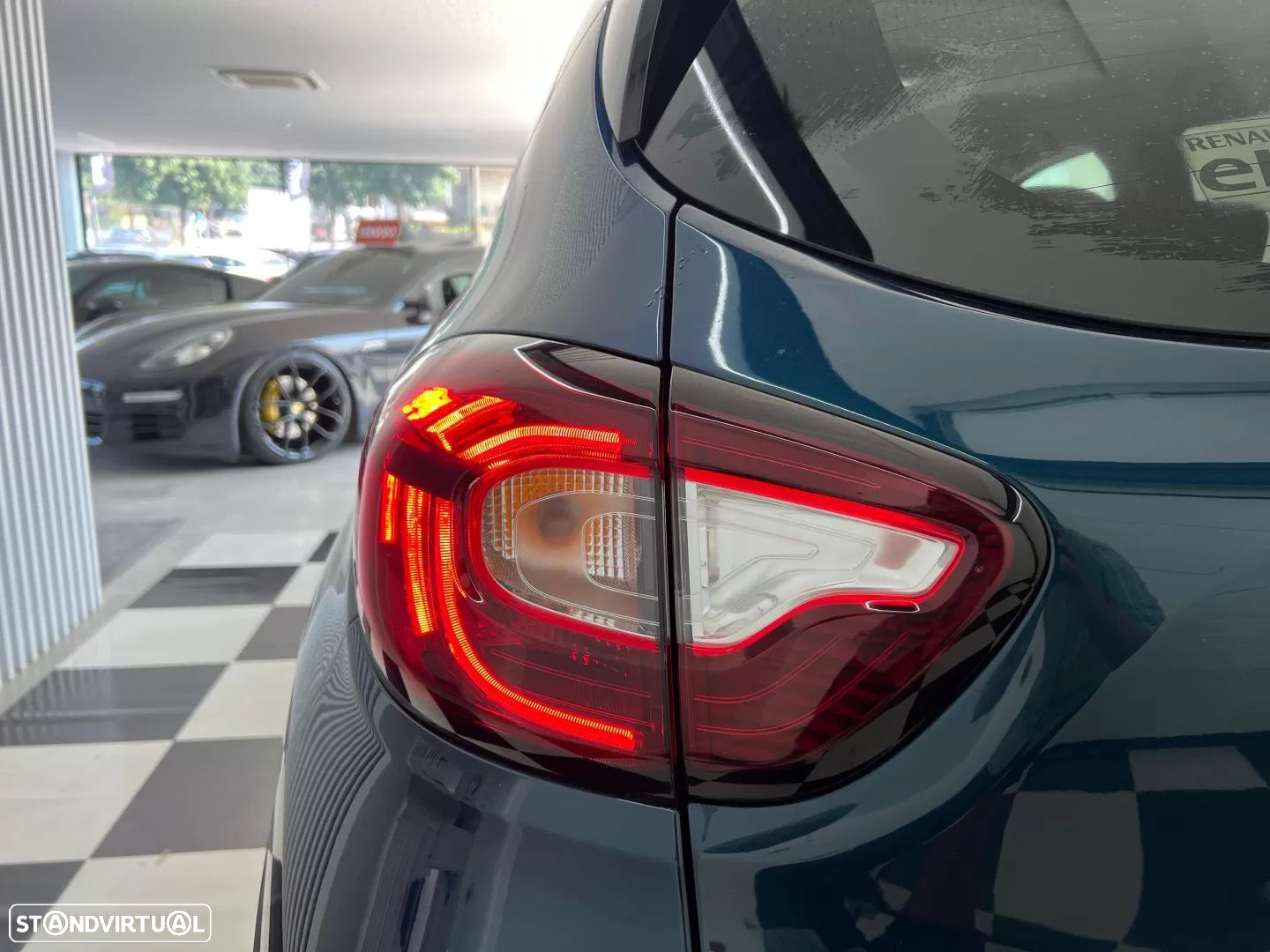 Renault Captur (ENERGY) TCe 90 LIMITED - 32