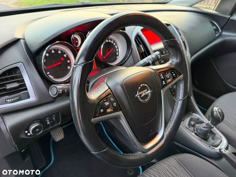 Opel Astra - 17