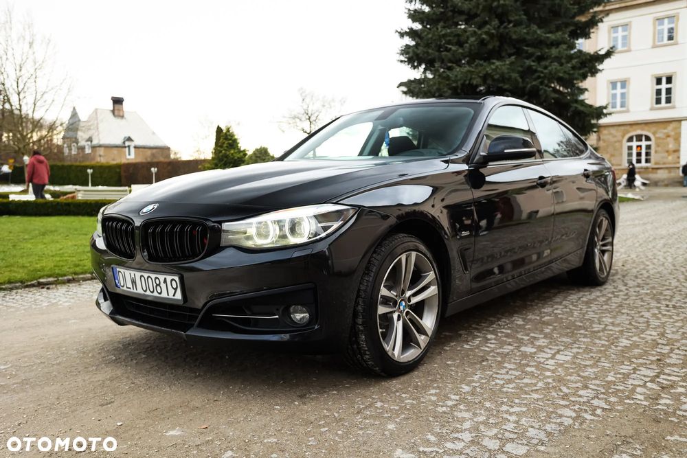 BMW Seria 3 330i Sport Line Sport - 8