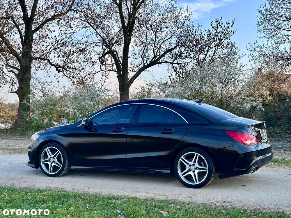 Mercedes-Benz CLA 250 7G-DCT AMG Line - 4