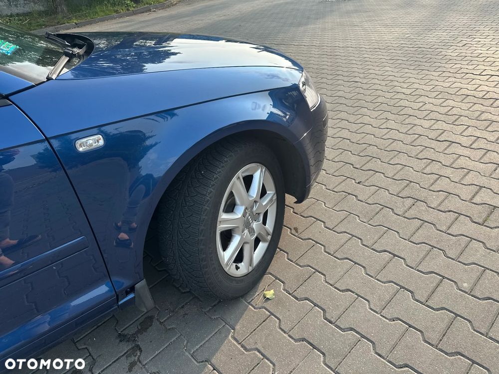 Audi A3 3-drzwiowe 1.6 Ambiente - 8