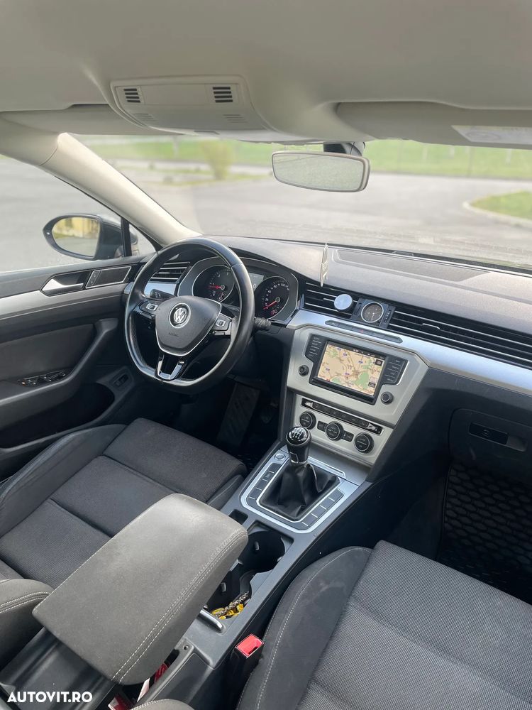 Volkswagen Passat 2.0 TDI Trendline - 7