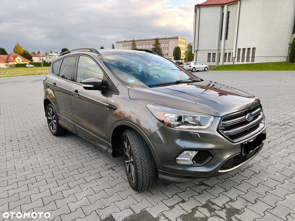 Ford Kuga 1.5 TDCi FWD ST-Line - 9