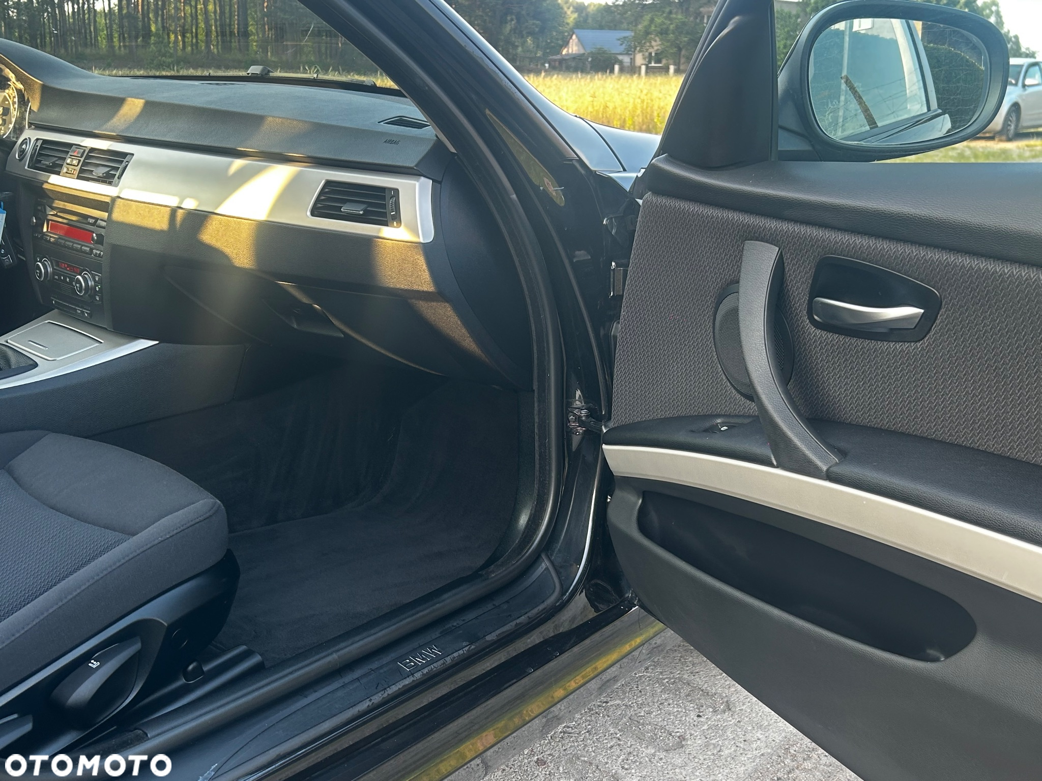 BMW Seria 3 318d Touring Luxury Line - 21