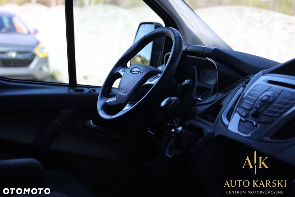 Ford Transit - 32