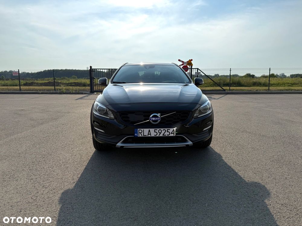 Volvo V60 Cross Country - 26