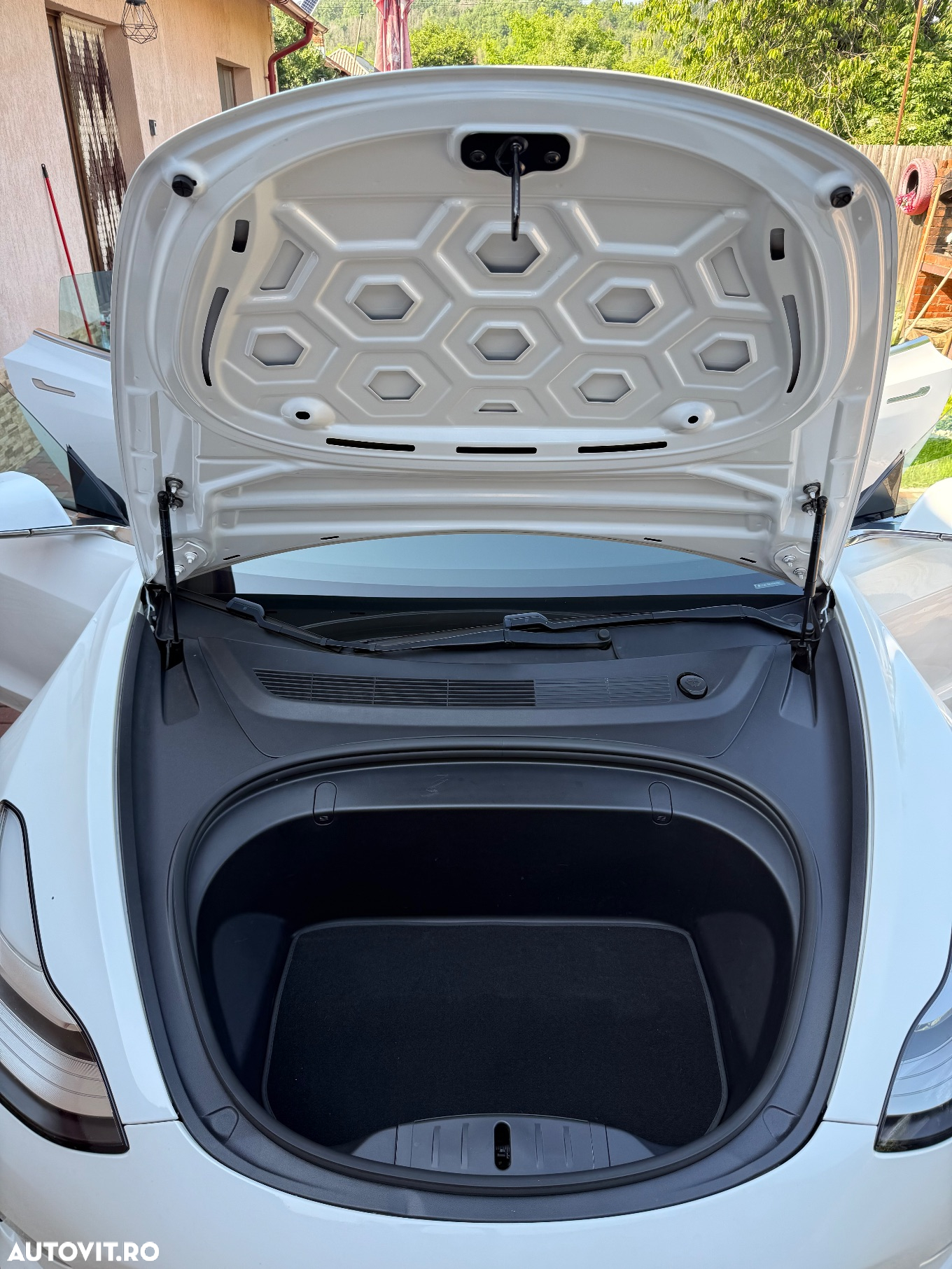 Tesla Model 3 Langstreckenbatterie Allradantrieb Dual Motor - 15