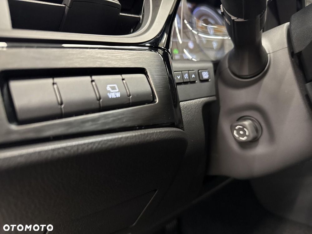 Lexus ES 300h Prestige - 18