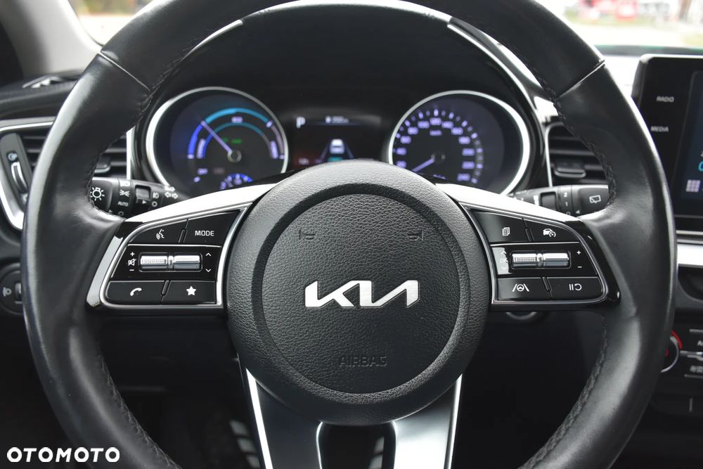 Kia Ceed - 17