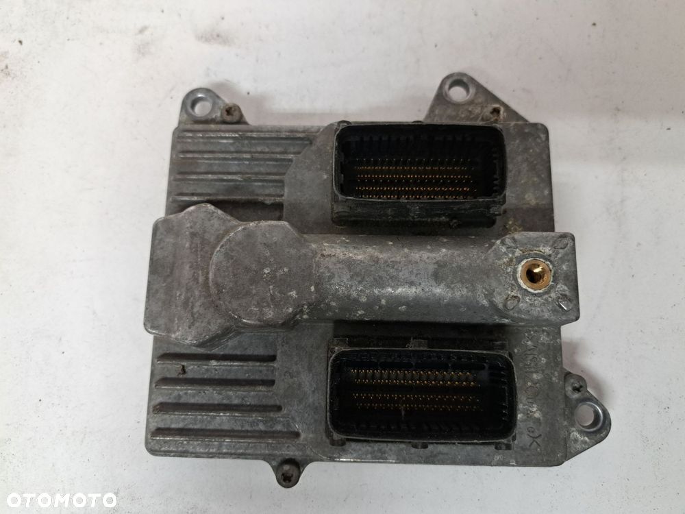OPEL 2.2B KOMPUTER  STEROWNIK  SILNIKA 55353843 UT - 2