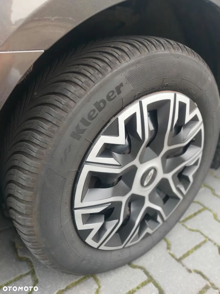 Ford Transit Connect - 13