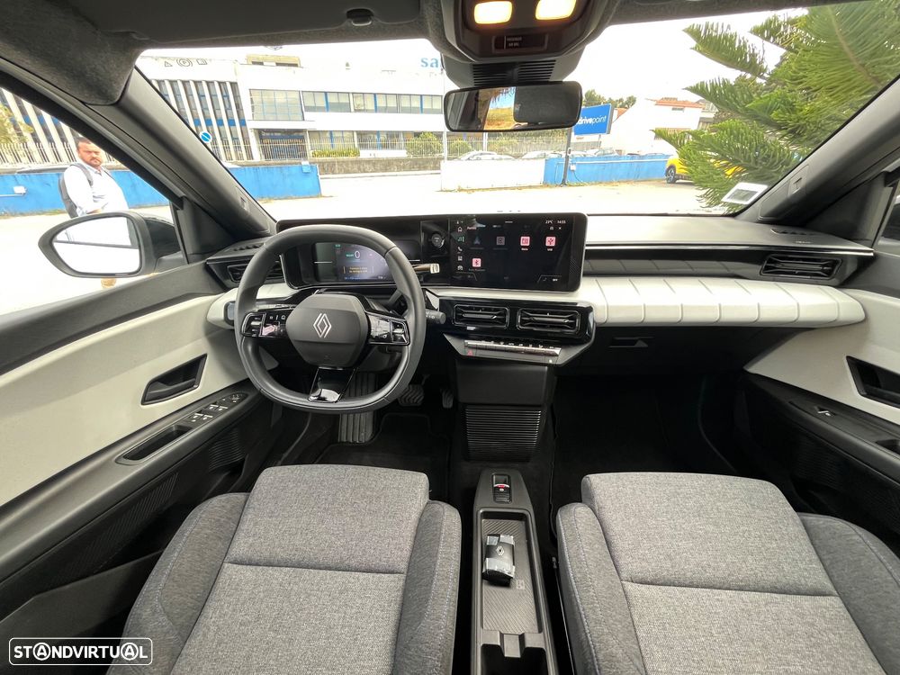 Renault 5 E-Tech 40 kWh Evolution Autonomia Urbana - 54