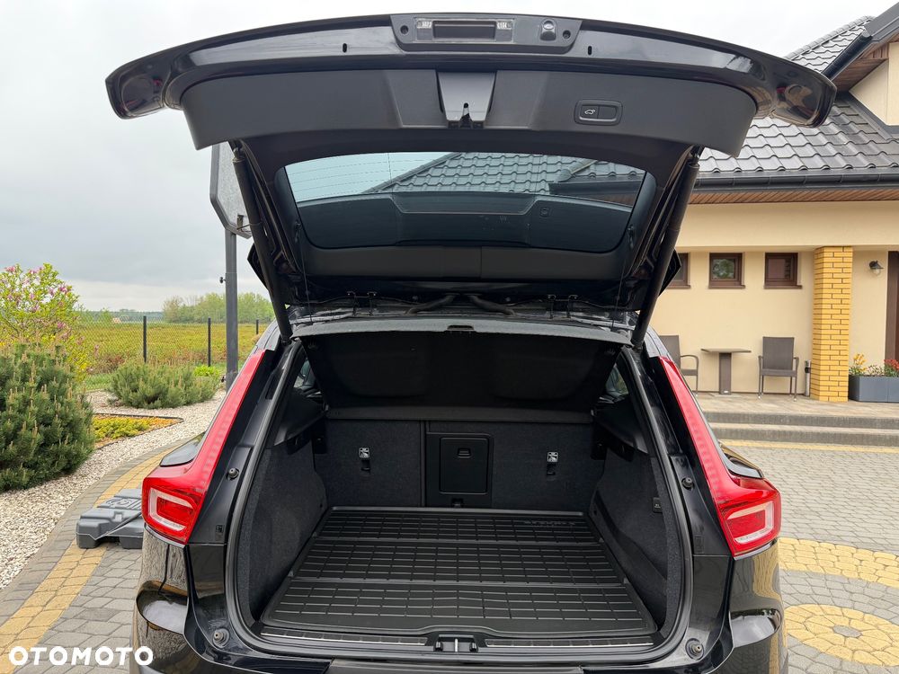Volvo XC 40 D4 AWD Inscription - 11