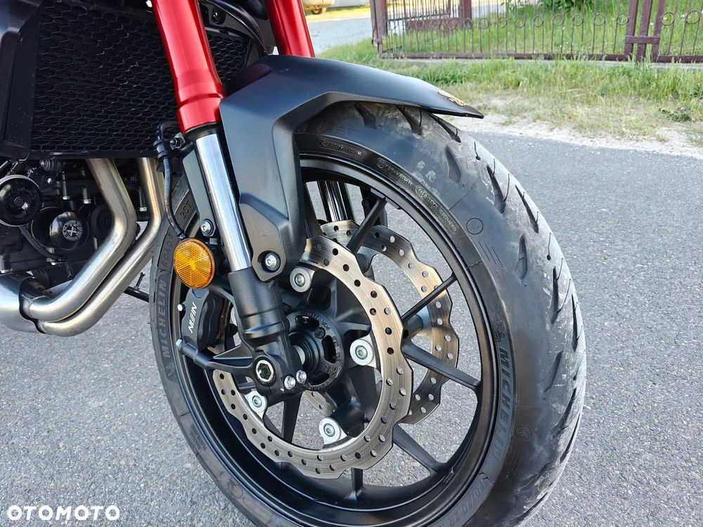 Honda Hornet - 12