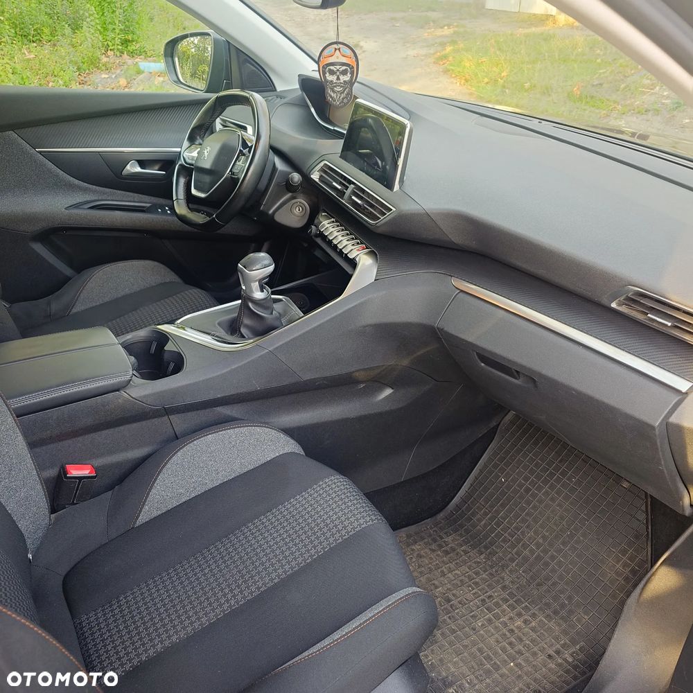 Peugeot 3008 - 9