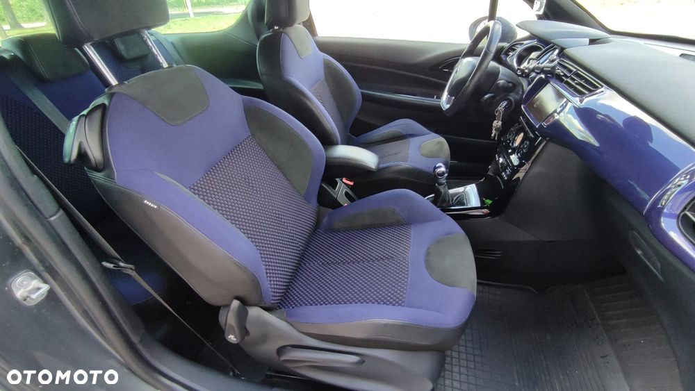 Citroën DS3 1.6 e-HDi SoChic - 19