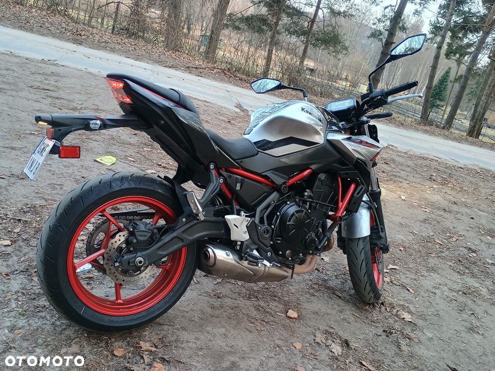 Kawasaki Z 650 - 25