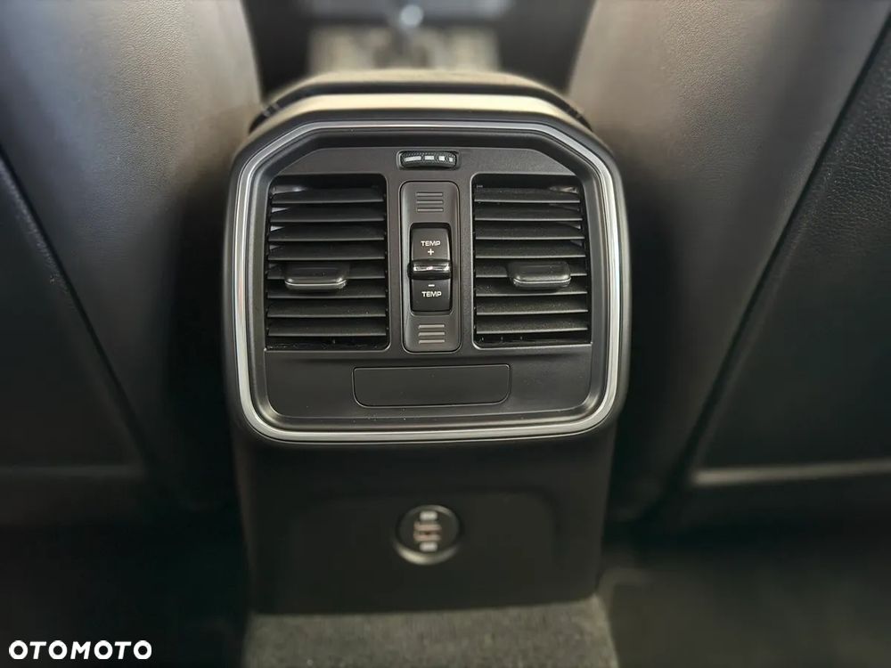 Porsche Macan GTS - 22